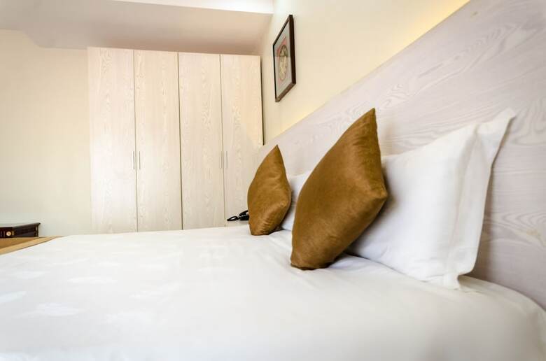 Hotel Nanjing Restaurant & Motel