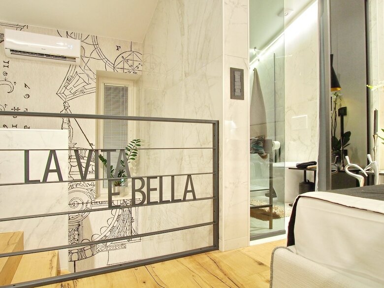 Hotel La Vita E Bella II