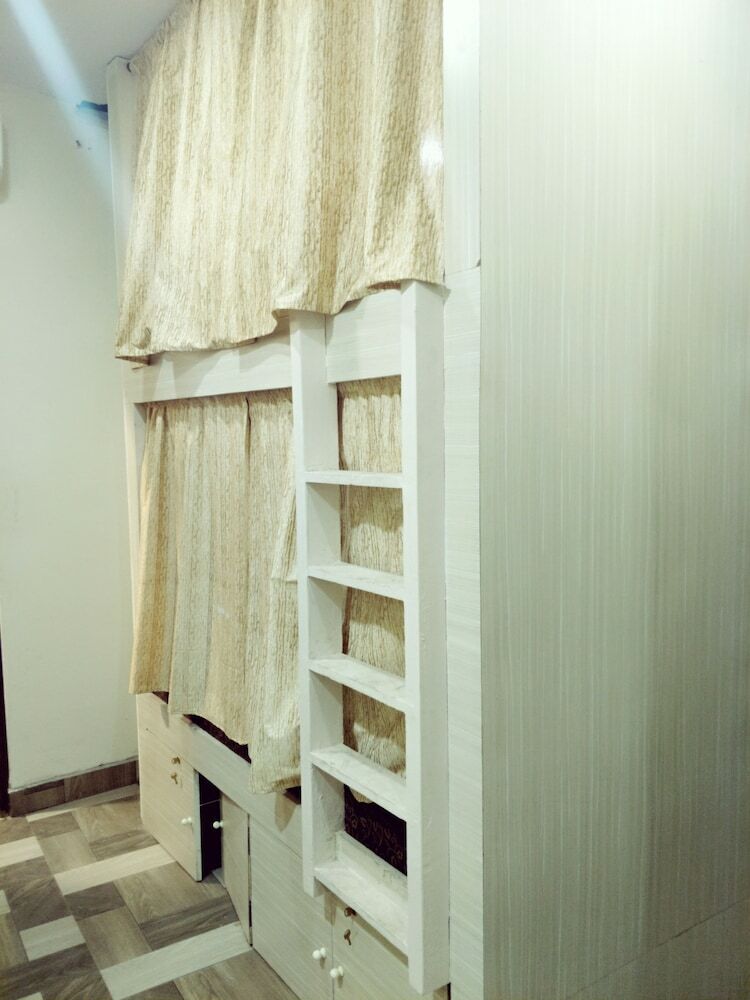 Hotel Airport Inn Residency