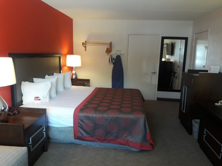Hotel Ramada By Wyndham Albuquerque Airport