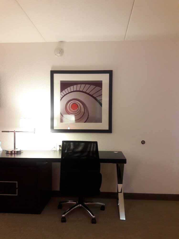 Hotel Ramada By Wyndham Albuquerque Airport