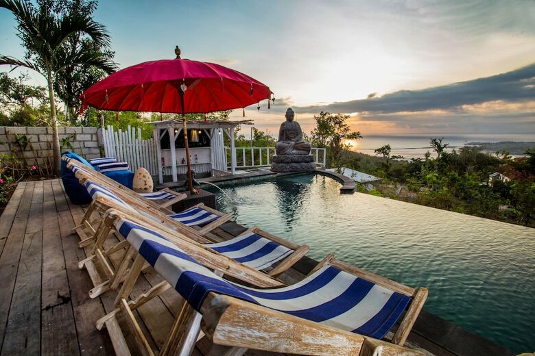 Bed & Breakfast The Puncak Sunset Ceningan