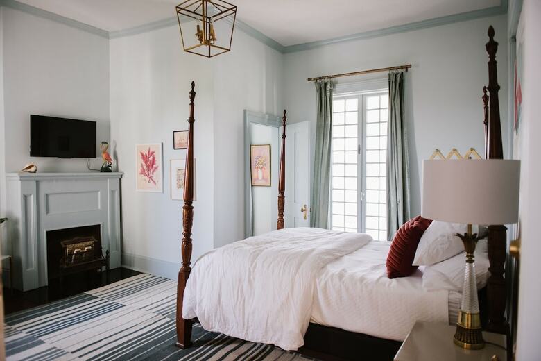Bed & Breakfast Carr Mansion
