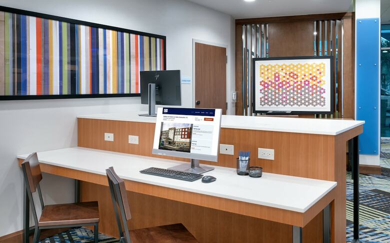 Hotel Holiday Inn Express & Suites Gainesville I-75