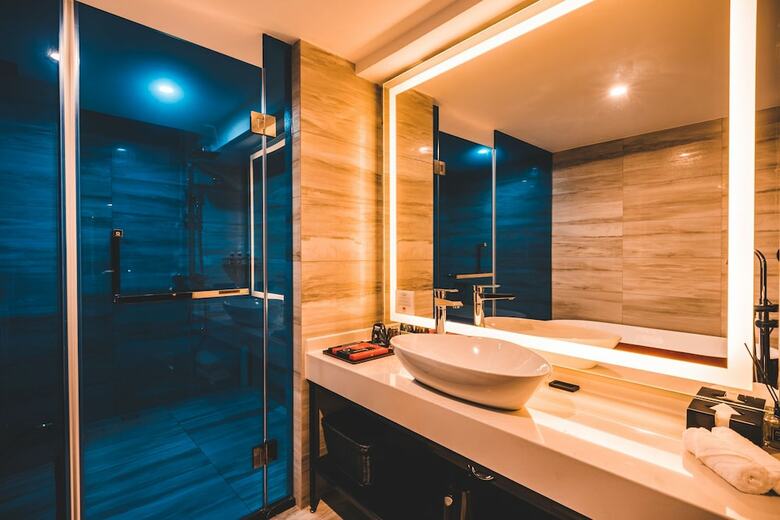 M Hotel
