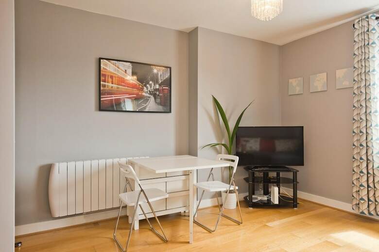 Apartamentos Greeg Court
