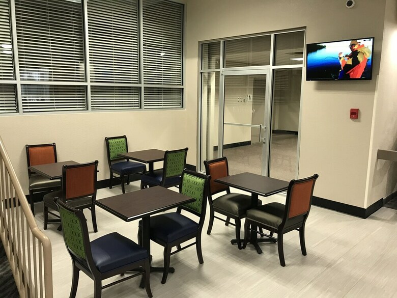 Hotel Quality Inn And Conference Center