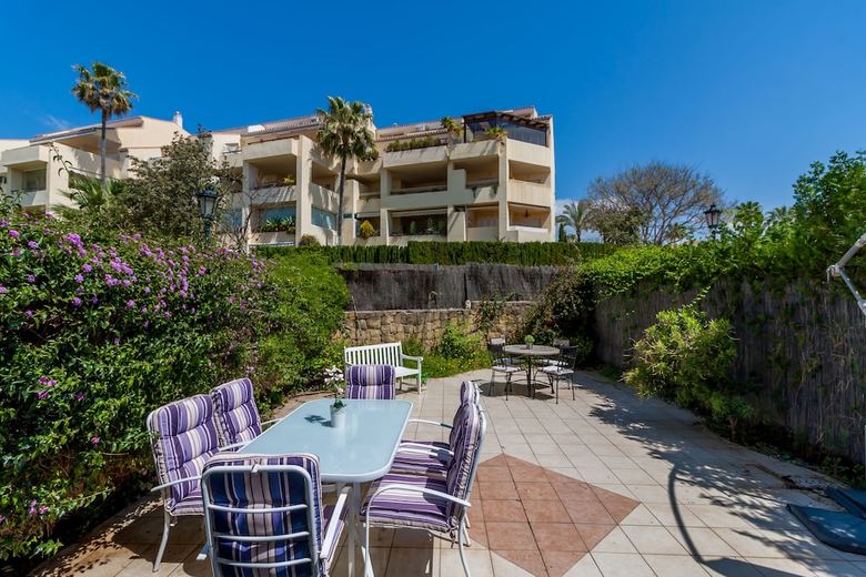 Apartamentos Blumarine Las Arenas de Marbella Canovas