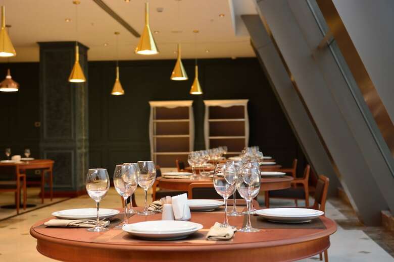 The Grand Gloria Hotel