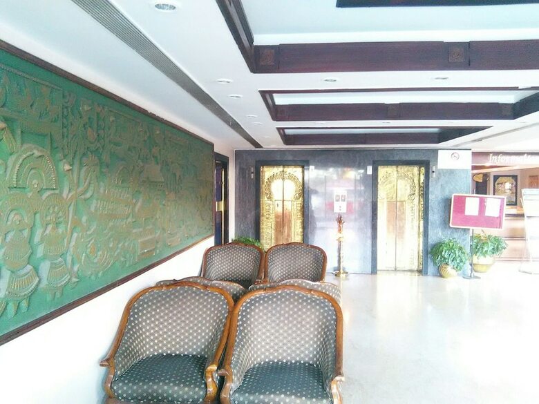 Hotel The Woods Manor Mg Road