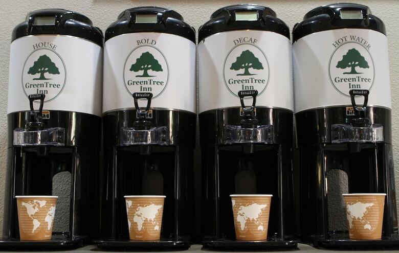 Hotel Greentree Inn & Suites