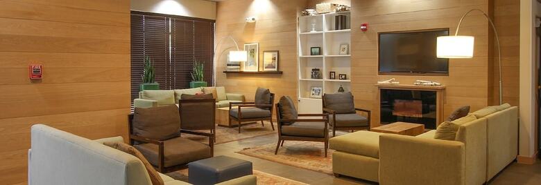 Hotel Greentree Inn & Suites