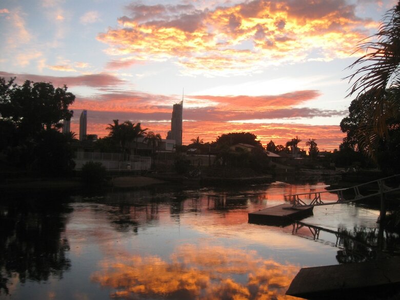 Hotel Waterfront Home Stay