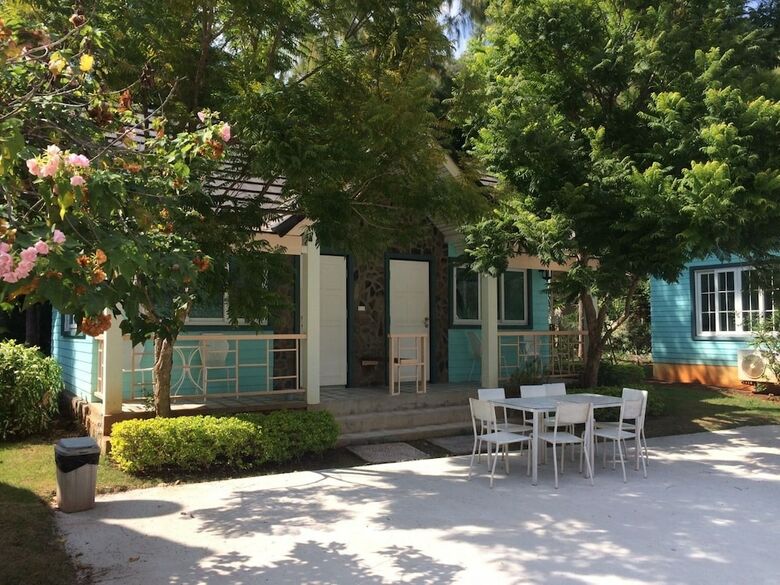 Hotel Cottages At Hill Resort