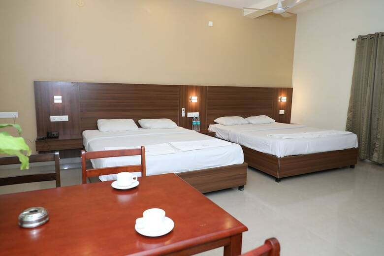 Bed & Breakfast Hotel Citywalk Residency