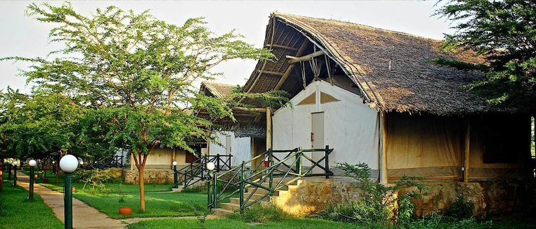 Posada Man Eaters Lodge