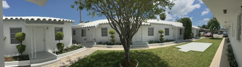 Hallandale Beach Apartments