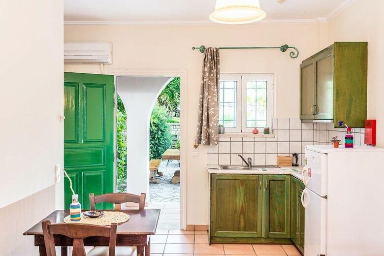 Villa Liofyto Apartments