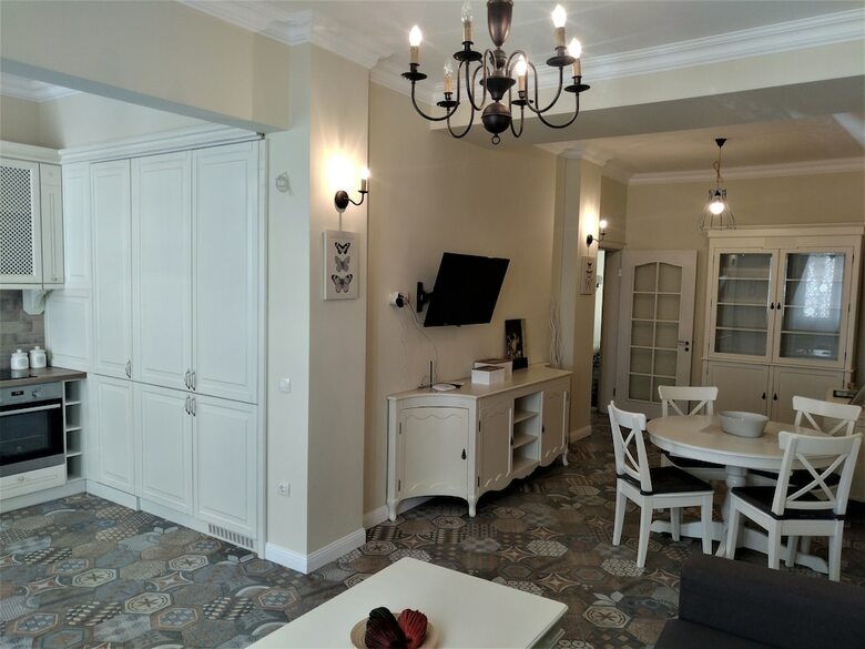 Baratero City Corner Apartment