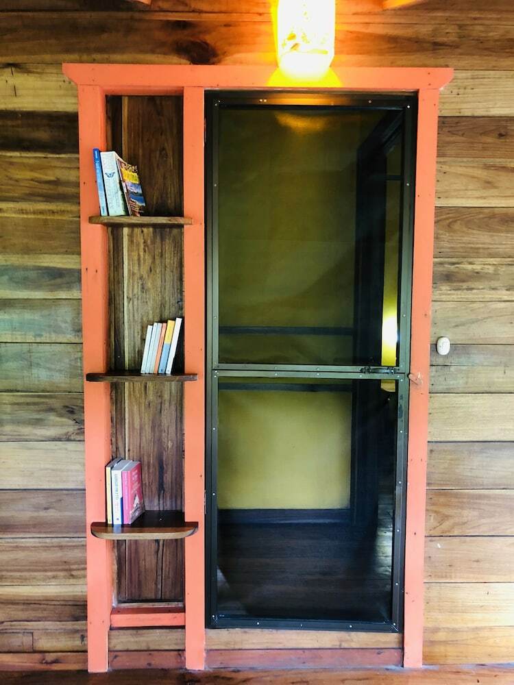 El Jardin de Playa Negra