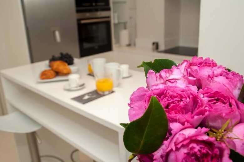 Apartamento 55 M2 With Balcony In The 6th Arrondiss.