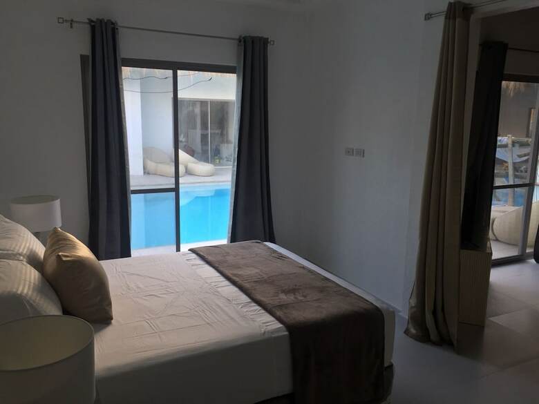 Hotel Seapearl Of Alona