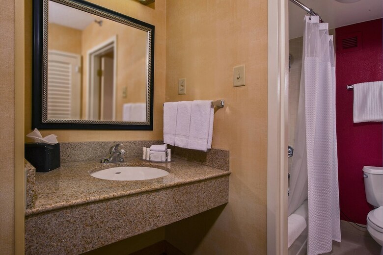 Hotel Courtyard By Marriott Richmond West