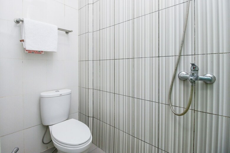 Hotel Airy Eco Bsd Serpong Lavionda Raya 30 Tangerang
