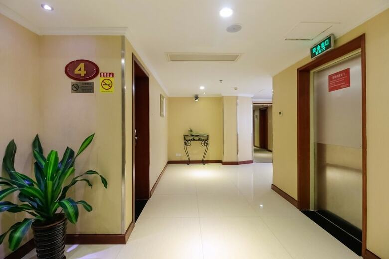 L Hotel Lianhua