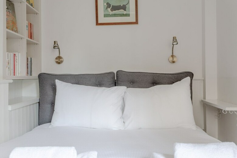 1 Bedroom Apartment In Kennington With Garden