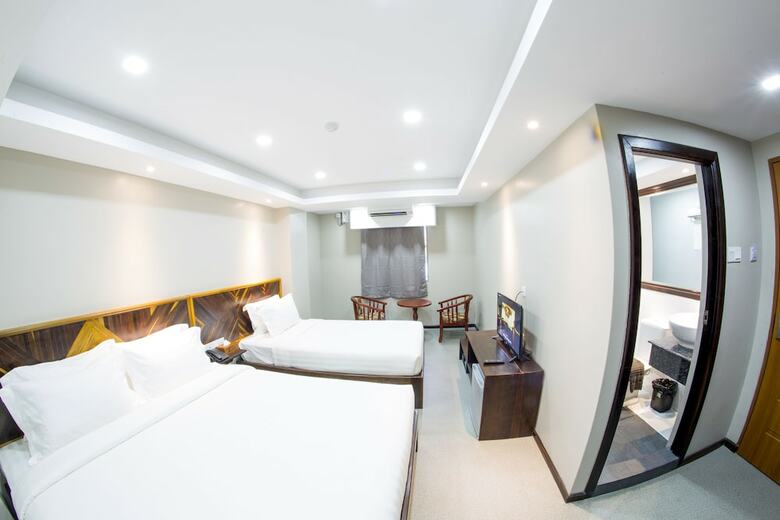 Tristar Hotel