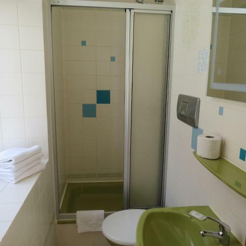 Hostal Gasthaus Zum Lamm