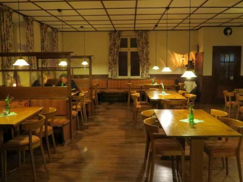 Hostal Gasthaus Zum Lamm