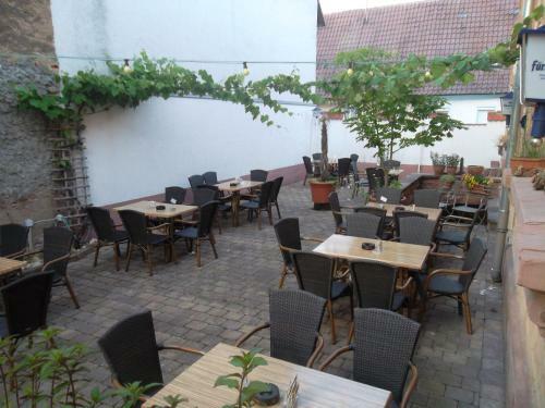 Hostal Gasthaus Zum Lamm