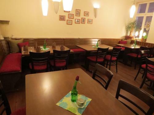 Hostal Gasthaus Zum Lamm