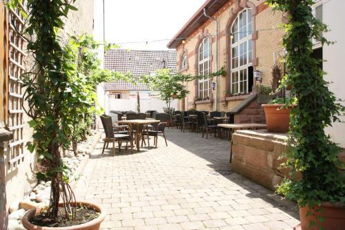 Hostal Gasthaus Zum Lamm