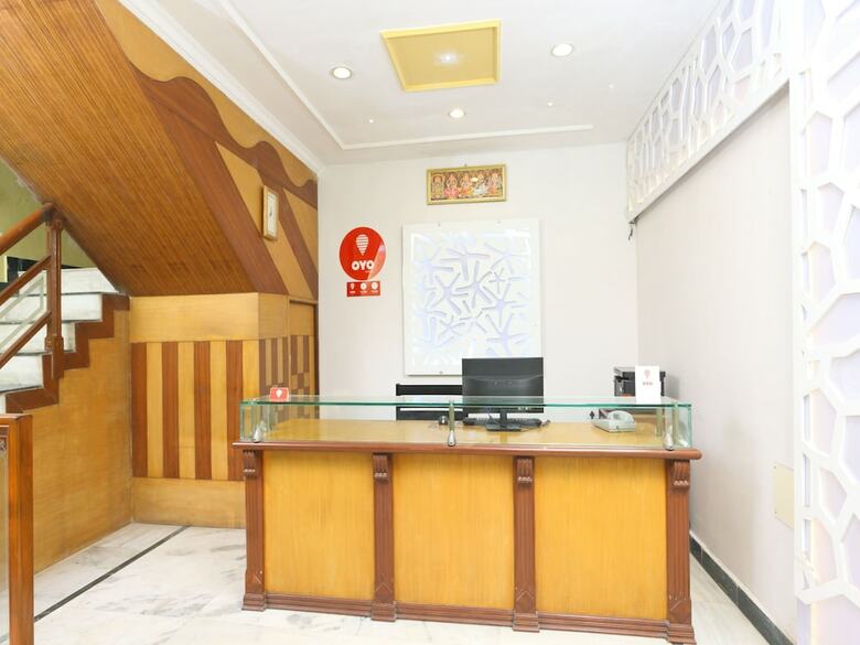 Hotel Oyo 11661 Krishna Park