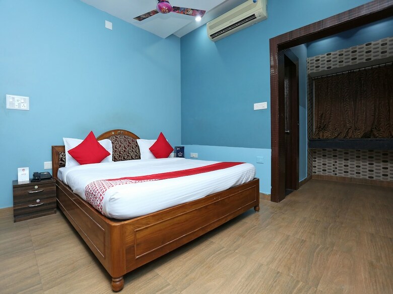 Hotel Oyo 11659 Kalinga Regency