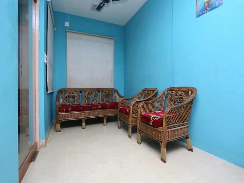 Hotel Oyo 11659 Kalinga Regency