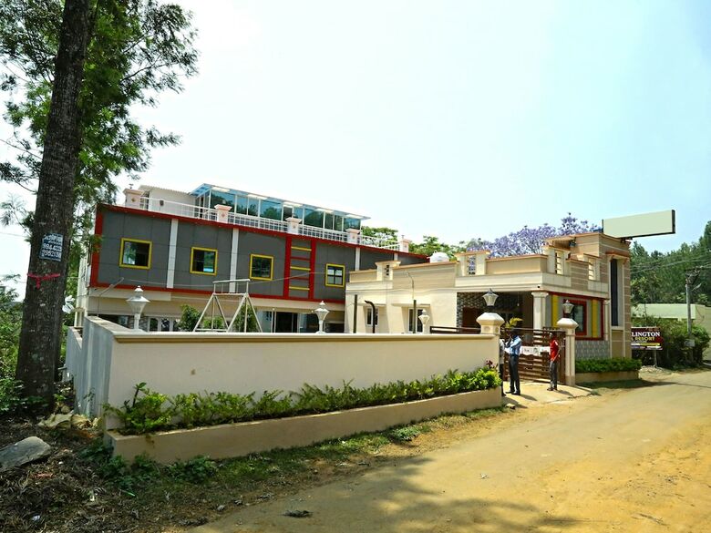 Hotel Oyo 13087 Subam Hill Resort