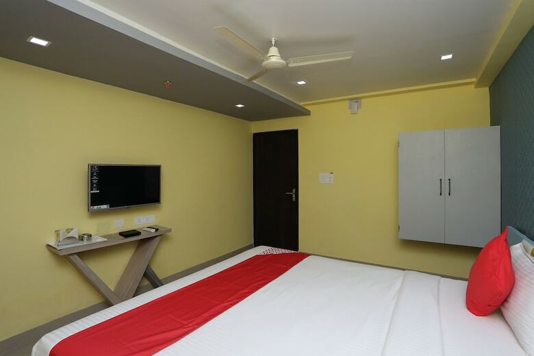Oyo 11408 Hotel Sai Jagannath