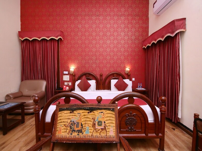 Oyo 8780 Hotel Windsor Castle