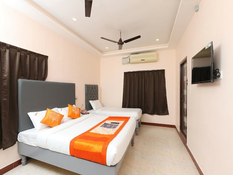 Hotel Oyo 11736 Venkateswara Vilasam