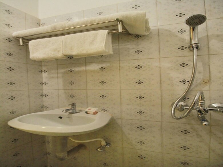 Hotel Oyo 11333 Ms Grand Inn