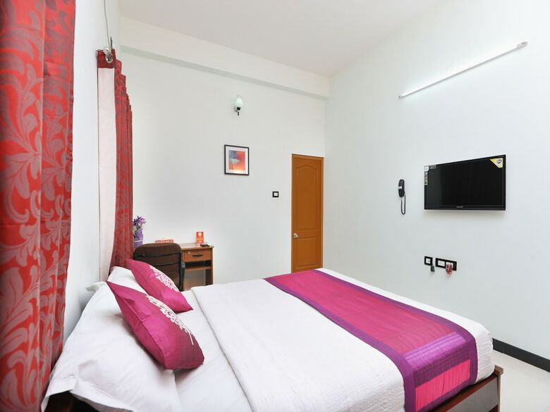 Hotel Oyo 20012 Silverkey Saravanampatti