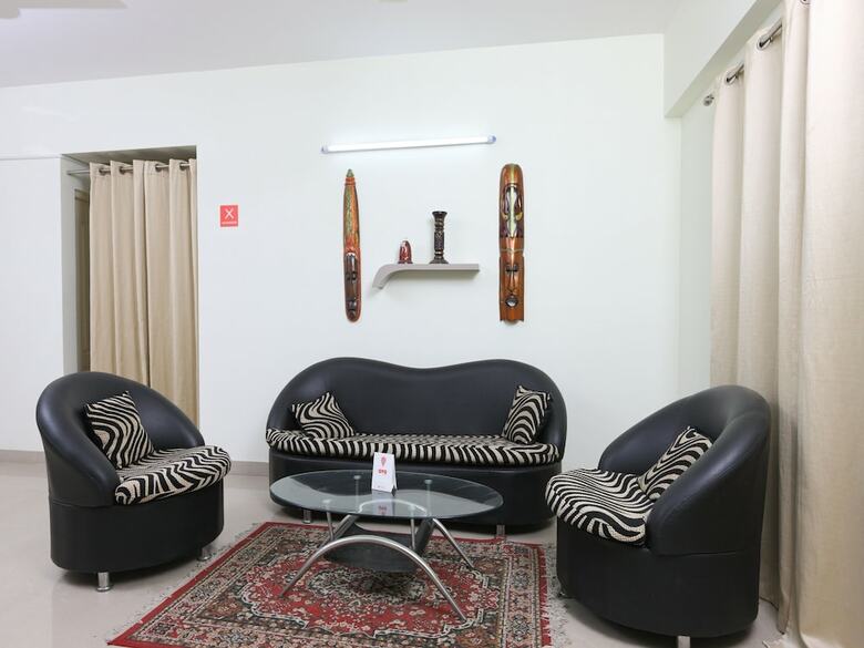 Hotel Oyo 20012 Silverkey Saravanampatti