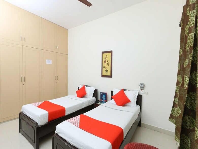 Hotel Oyo 20013 Silverkey Omr