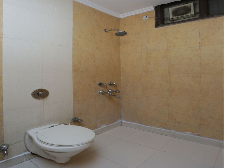 Oyo 1660 Hotel Topaz