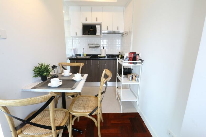 Hotel Neveu Premier Residence