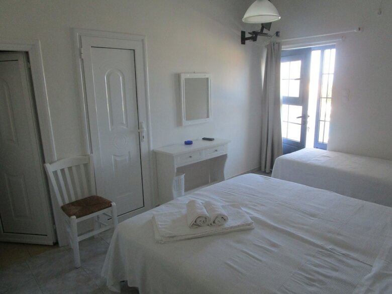 Hotel Milos
